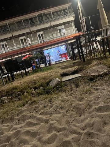 Athanasiadis Studios Vrasná Kültér fotó